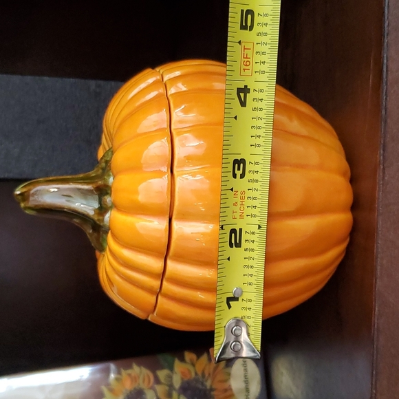 Ceramic Pumpkin 🎃 - Picture 6 of 6